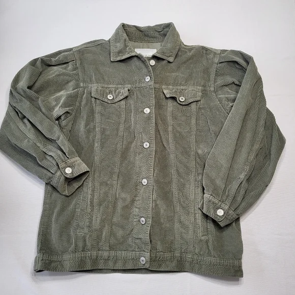 American Eagle Women's Medium Green Oversided Soft Corduroy Button Shirt Jacket