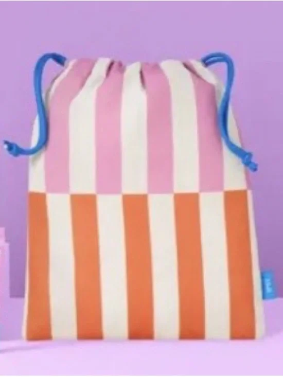 Ipsy ‘Vacation’ Glam Pouch Bag