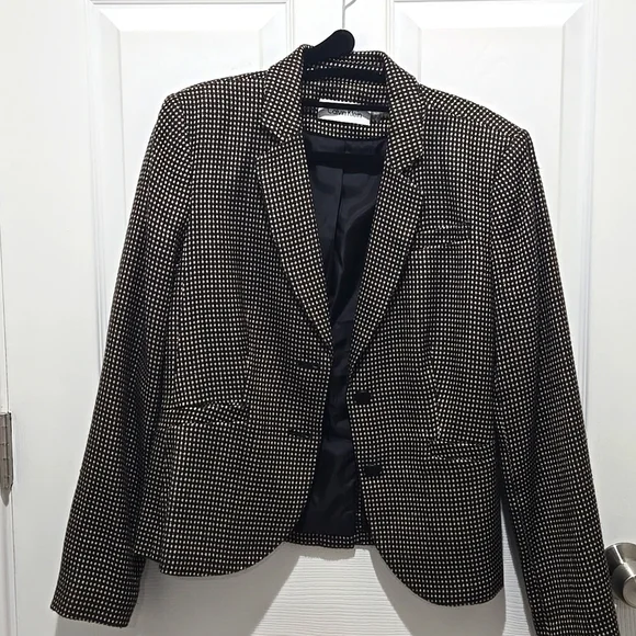 Calvin Klein tan brown fully lined, button down, front pockets, blazer jacke 6