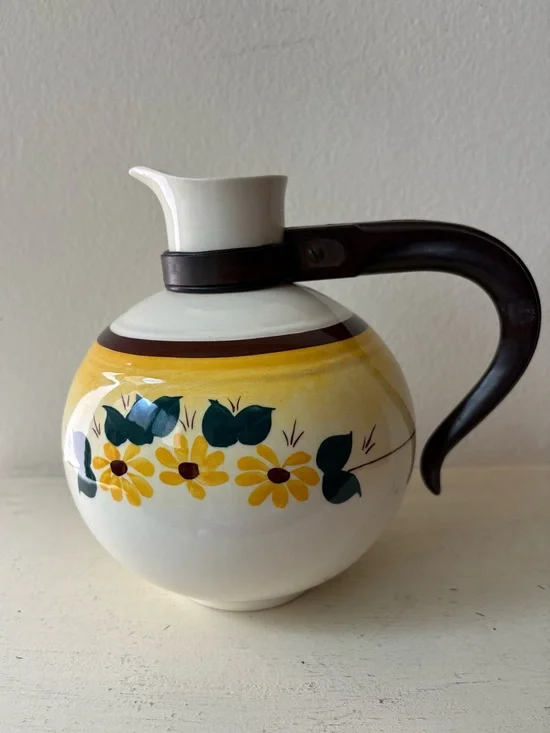 Vintage 1940s/1950s Vernon Kilns Vernonware Brown Eyed Susan Coffee Carafe