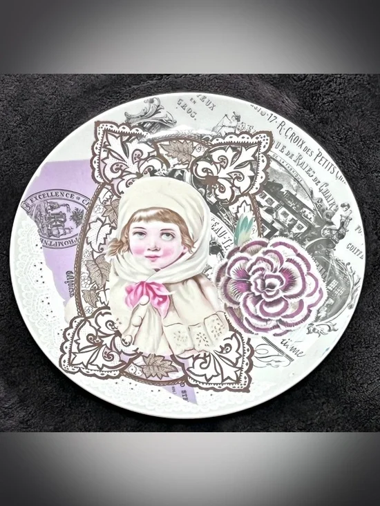 Vintage Gloria Vanderbilt Sigma Fond Memories Victorian Collage Plate Japan
