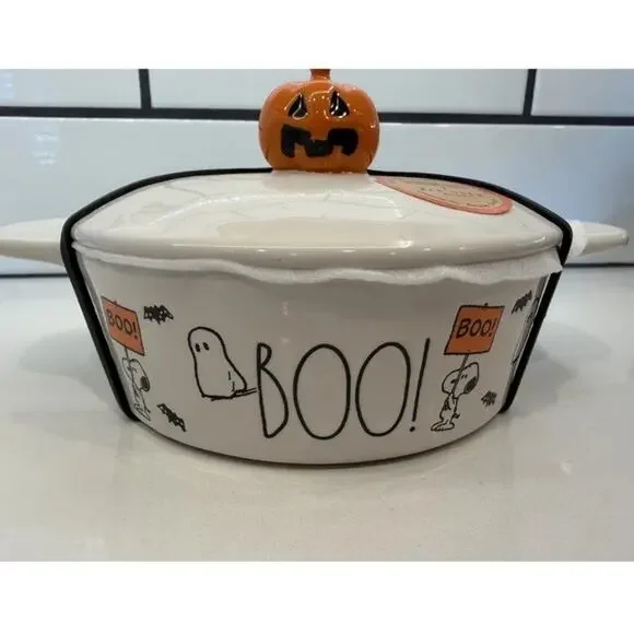 Rae‎ Dunn x Peanuts Snoopy Halloween Brie Baker with lid Pumpkin White NEW