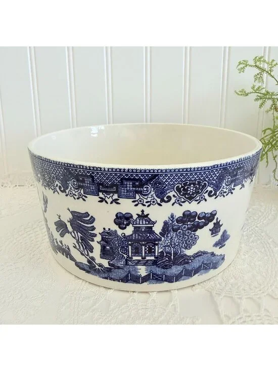 Vintage Heritage Mint Blue Willow Souffle Bowl 7.75