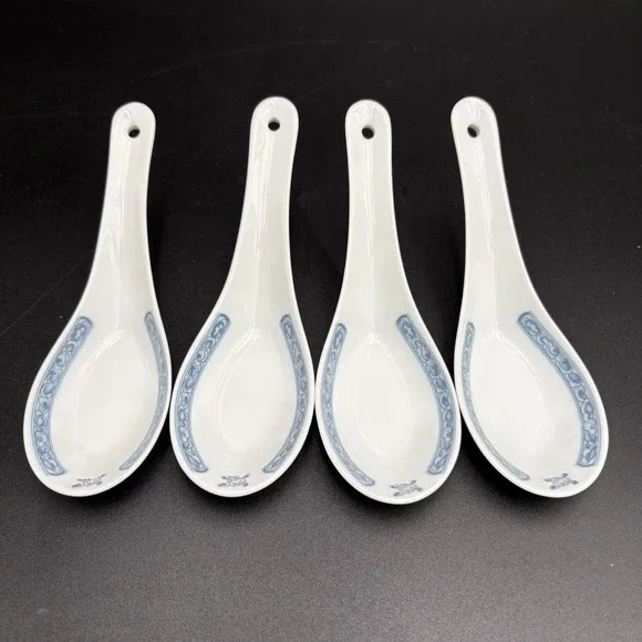 Vintage Chinese Blue Leaf Flower Porcelain Soup‎ Spoons Blue White Set of 4