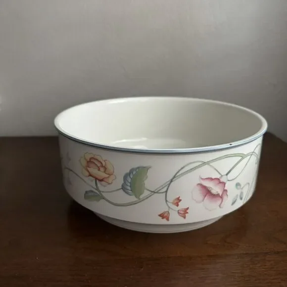 Villeroy & Boch Albertina Large Vegetable Serving Bowl 8