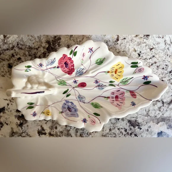 Blue Ridge Vintage Hand Painted Floral Ceramic Leaf Dish‎ EUC