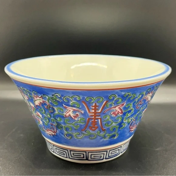 Beautiful Vintage Blue and Pink Japanese Bowl by Wony LTD Chinoiserie