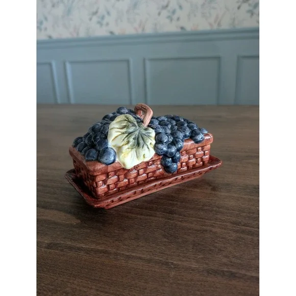 Block Country‎ Orchard Butter Dish Purple 3D Grapes Covered Basket Ceramic 1995