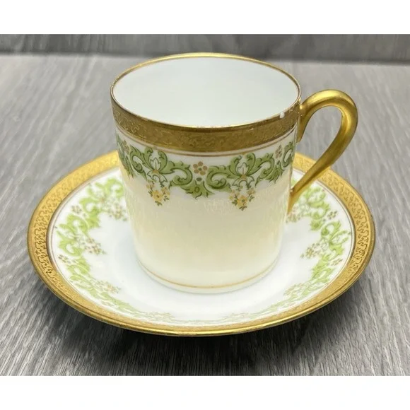 VTG Teacup & Saucer Gold Encrusted Greenery Red Berries Holiday Footed