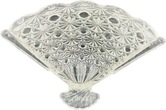 Avon Fan Dish Clear Glass Daisy Button Candy Trinket Soap Plate Pressed Crystal