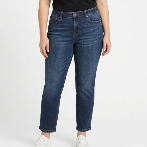 St. John's Bay Girlfriend Mid Rise Dark Wash Cropped Jeans Women's Size 14