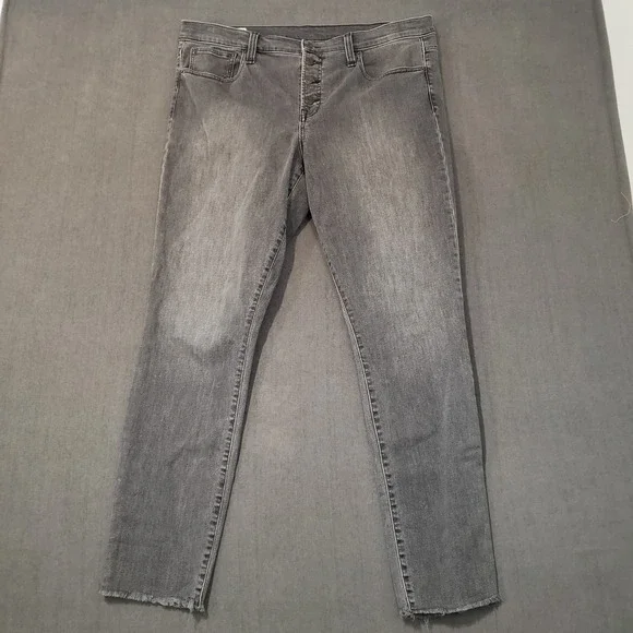 Gap Jeans Womens Size 18 Tall Mid Rise‎ Skinny Button Fly Black