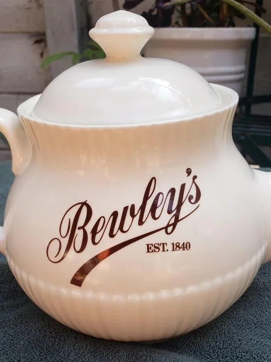 Vintage Bewley's Cafe Irish Teapot, from Bewley's Cafe in 1992