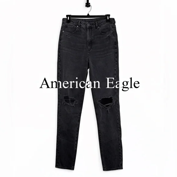 American Eagle Outfitters mom Jeans
