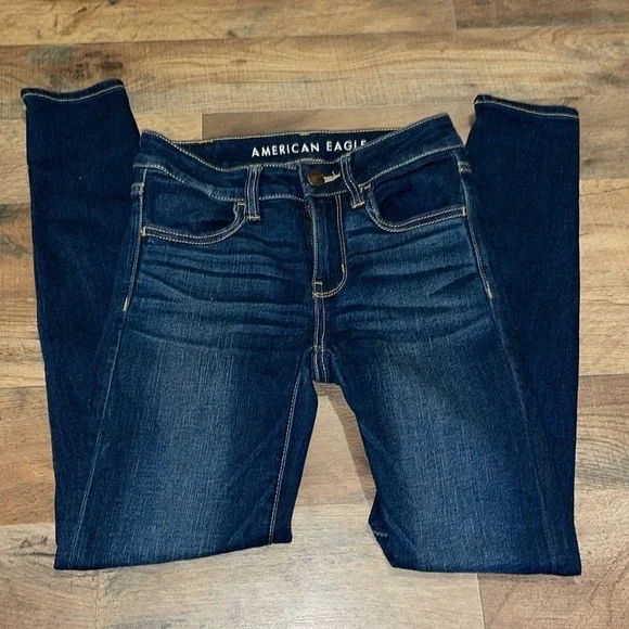 NWOT American Eagle Jeggings. NE(X)T Level Stretch.  Size 00 Short