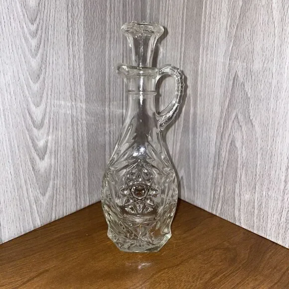 Anchor Hocking Star of David Clear Glass Vinegar Cruet And Stopper 8 Inches Tall