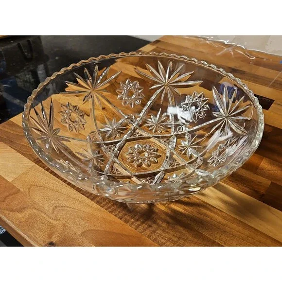 Vintage EAPC Anchor Hocking Star Burst Pressed Glass Bowl 10.75