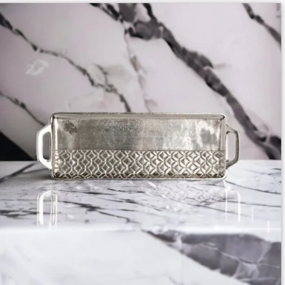 𝅺home Essentials Tray