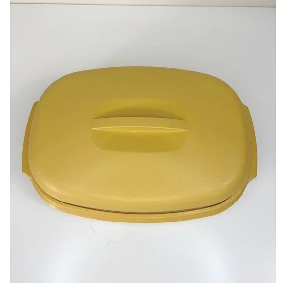 Tupperware Vintage Harvest Gold Microwave Steamer Serving Dish 4 Piece