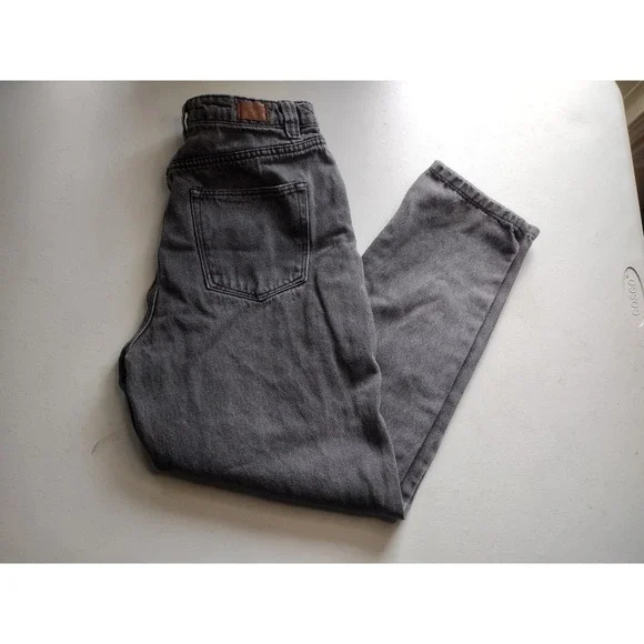 Simple Society Women Faded Black Distressed High Rise‎ Mom Jeans Size 7/28
