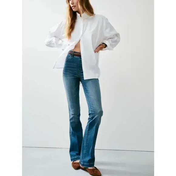 NWT Spanx Flare Jeans Vintage Indigo Women’s Size XL
