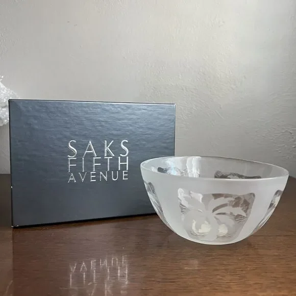 Saks Fifth Avenue Crystal Candy Dish Bowl Palm Tree Design 5.5
