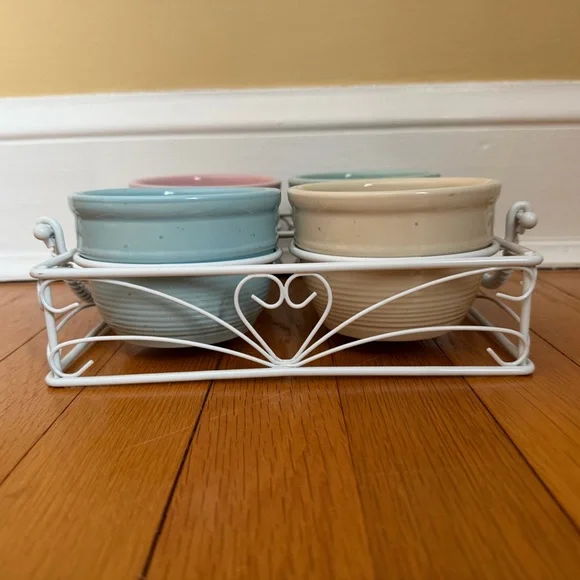 Set of 4 Pastel Removable Ceramic Bowls with Metal Holder