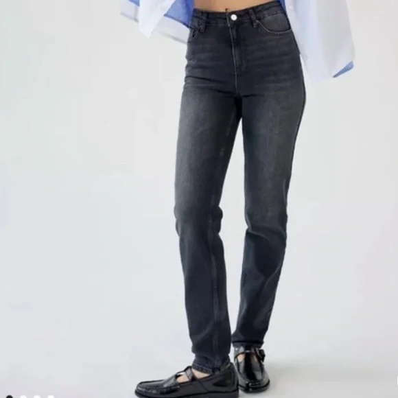 🟤NWT BDG High Waisted Skinny Jean in Black Sz 26
