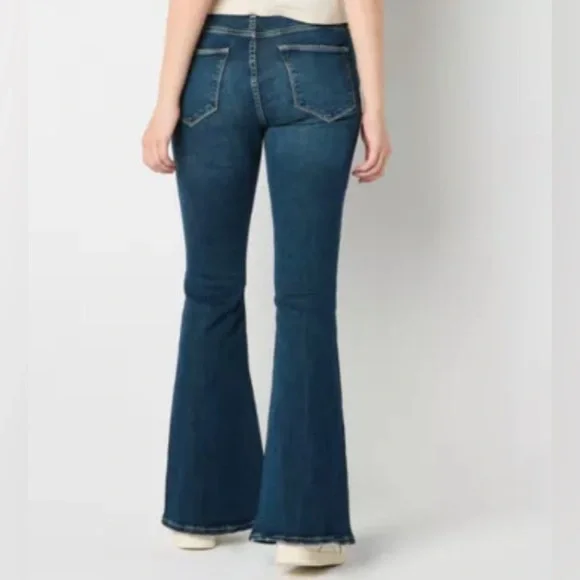 NEW‎ Arizona Jeans Y2K Flare.