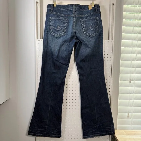 Maurices Molli Flare‎ Jeans Women's Blue Denim Mid Rise Stretch Pockets - 9/10