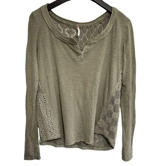 Free People lace/pattern long sleeve size small