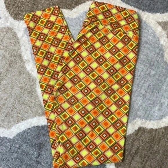 🐺LulaRoe Funky Geometric Leggings - Neon & Bold