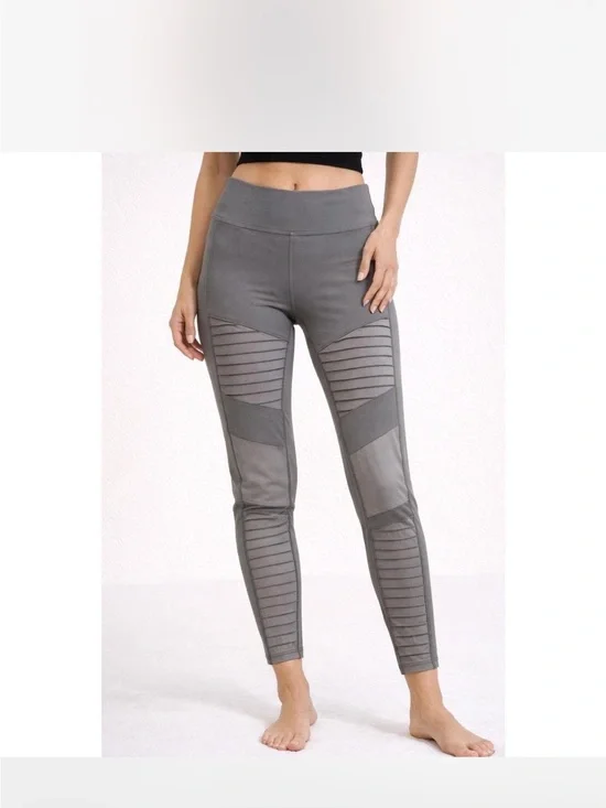Alo Yoga Moto Leggings Gray Ribbed Panel  Yoga  Size M Low Waist EUC
