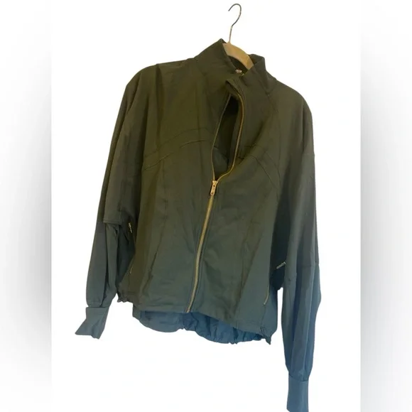 NWT Lululemon define relaxed fit jacket luon DARK FOREST/ GOLD Size 6