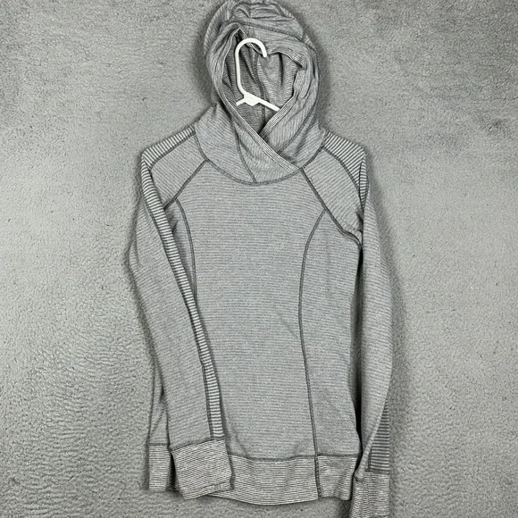 Lululemon Sweatshirt Womens 4 Grey White Stripes Pullover Sweatshirt Long Sleeve