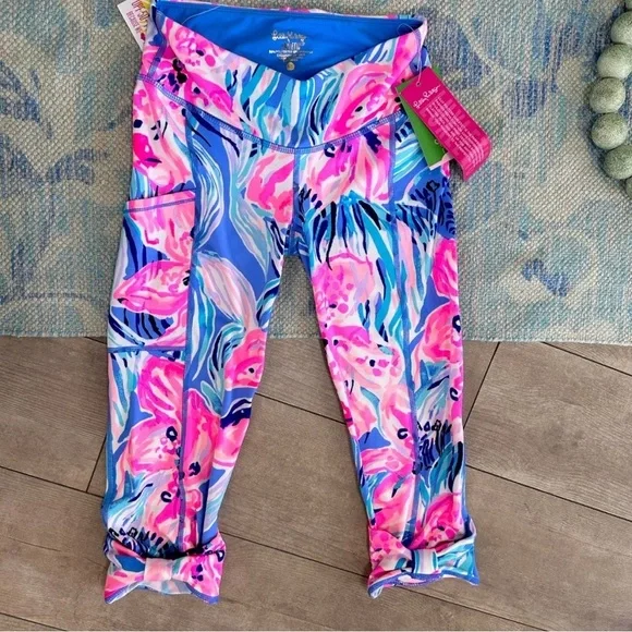 New Lilly Pulitzer Tropical Cropped Leggings Women’s XS Fara Weekender Luxletic