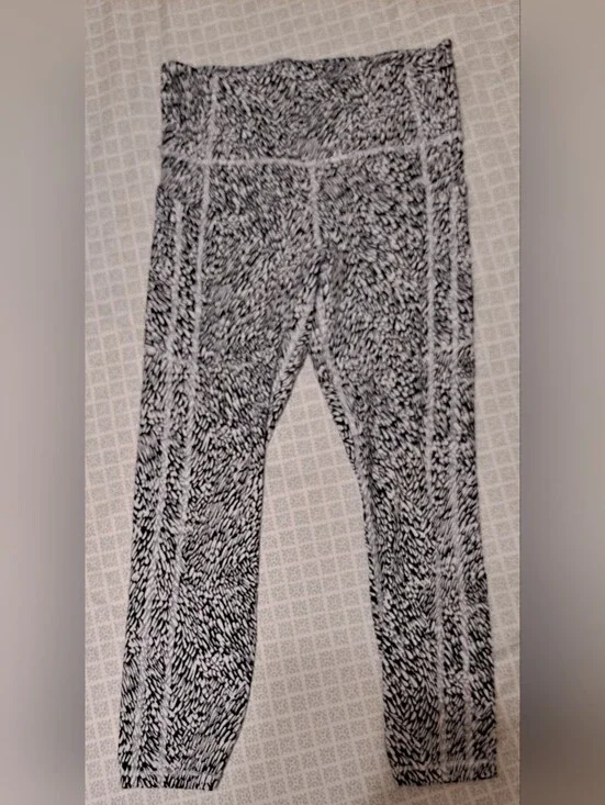 Athleta Womens Black and White Patterned Leggings Sz M