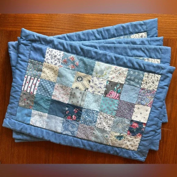 Set of 4 Vintage Quilted Patchwork Placemats Floral Cottagecore Farmhouse