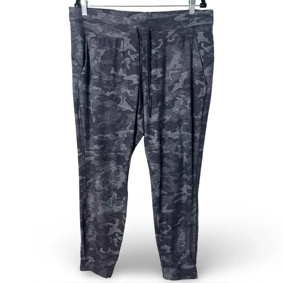 Lululemon Womens Ready to Rulu Jogger Crop Heritage Camo Black Lunar Rock Sz. 14