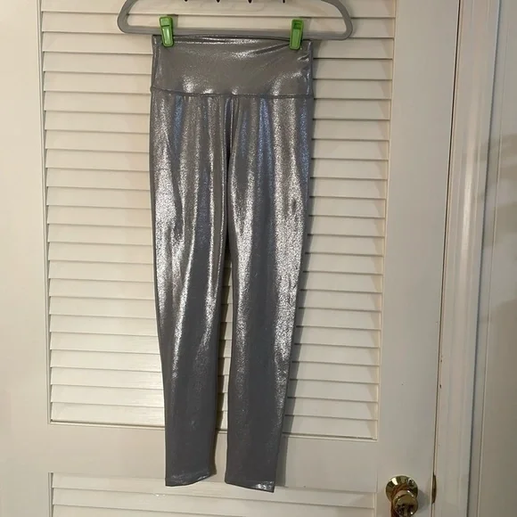 AllFenix Liquid Silver Metallic Leggings Size S