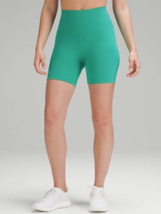 lululemon athletica Wunder Train High-Rise 6” Shorts in Kelly Green