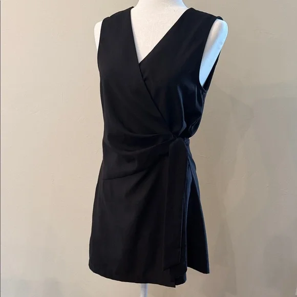 Lea & Viola Women's Medium Black Skorts Wrap Romper