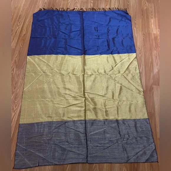 MOROCCAN CACTUS SILK HAND WOVEN THROW NEW