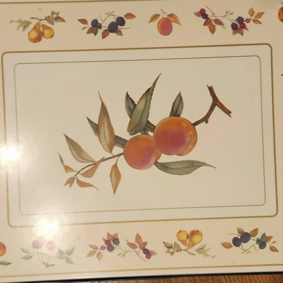Royal Worcester Fruit Peaches & Berries Motif Dining Placemat - Cream and Orange