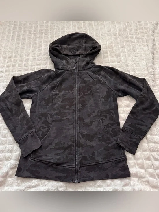Lululemon 10 Scuba Hoodie Light Cotton Fleece Full Zip Jacket Camo