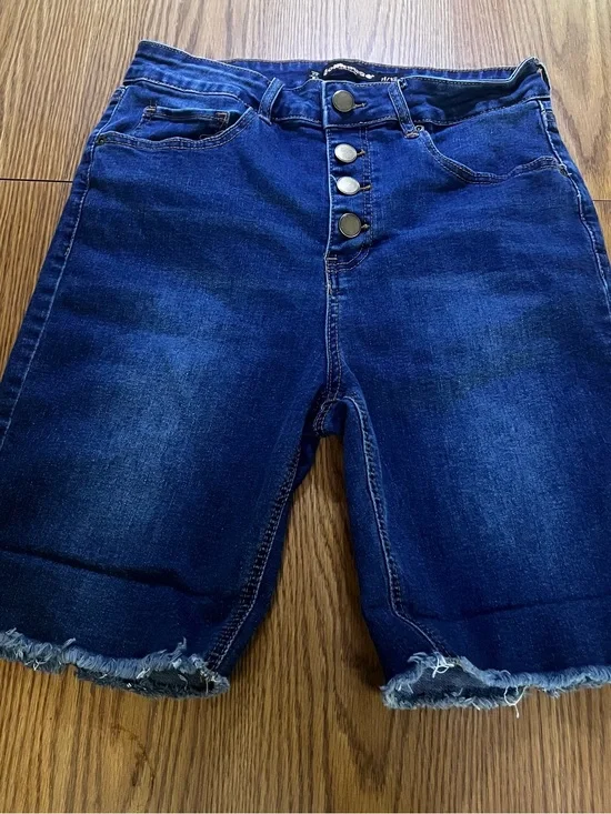Dollhouse Dark Indigo High-Waist Button Fly Denim Shorts Size 11/12