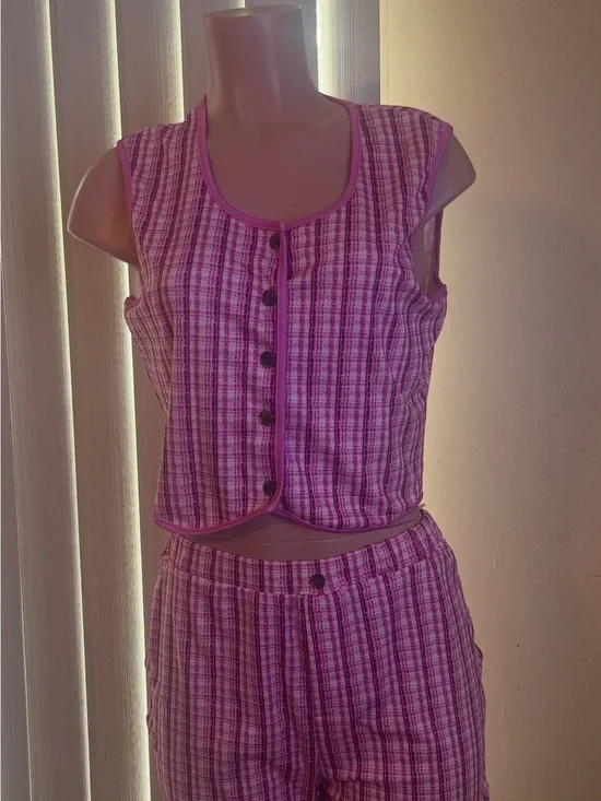 Pink Plaid Two-Piece Crop Top & High-Waist Shorts Set