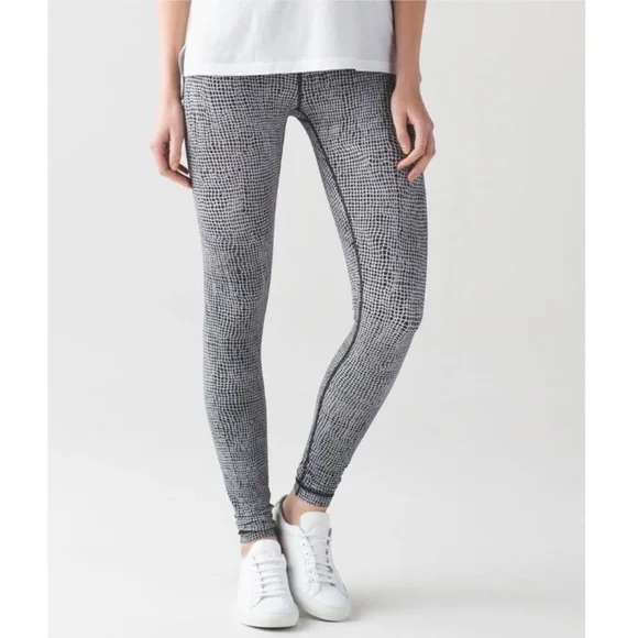 LULULEMON Wunder Under Pant III Fall Net White Black Size 4