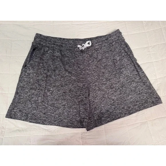 Pacific Trail XXL Gray Athletic Shorts Women's Activewear Drawstring Zip Pocket
