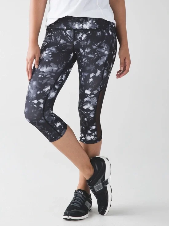 Lululemon Sun Runner Crop Dusk Dye White Black / Black, Size 6